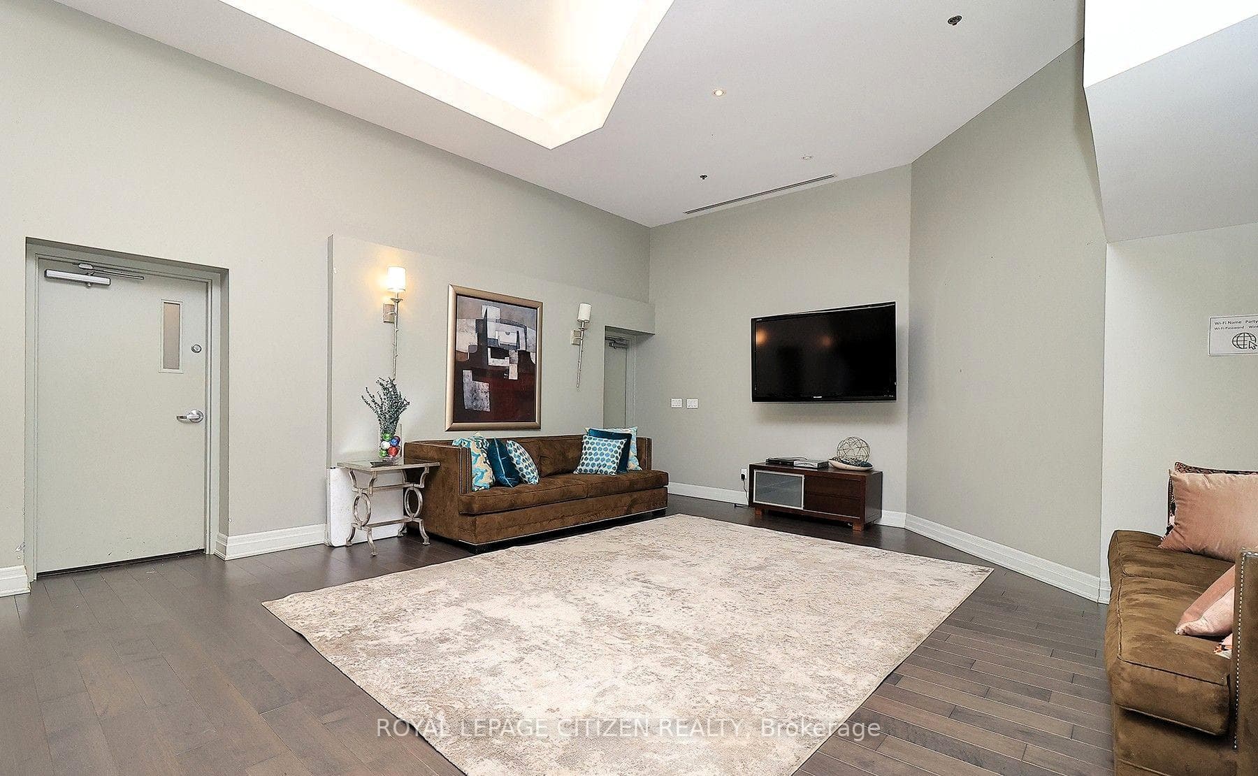 550 Queens Quay W N/A Unit 427 photo 37