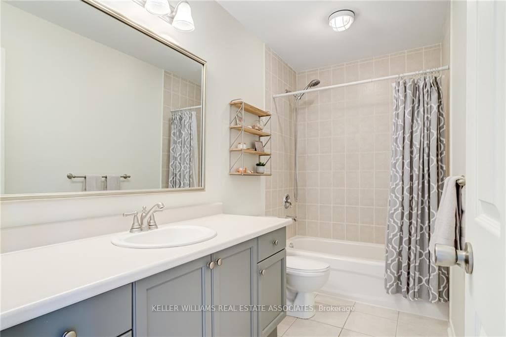 2120 Newell Crescent photo 27