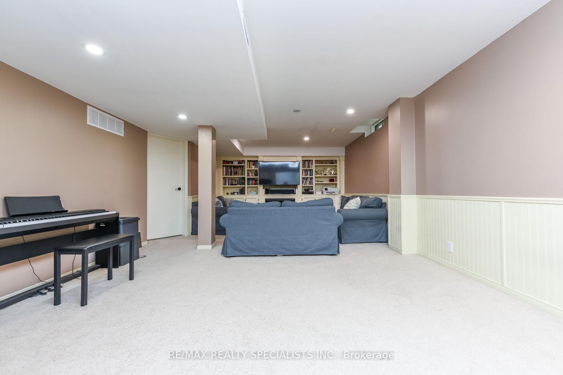 6459 Longspur Road photo 36