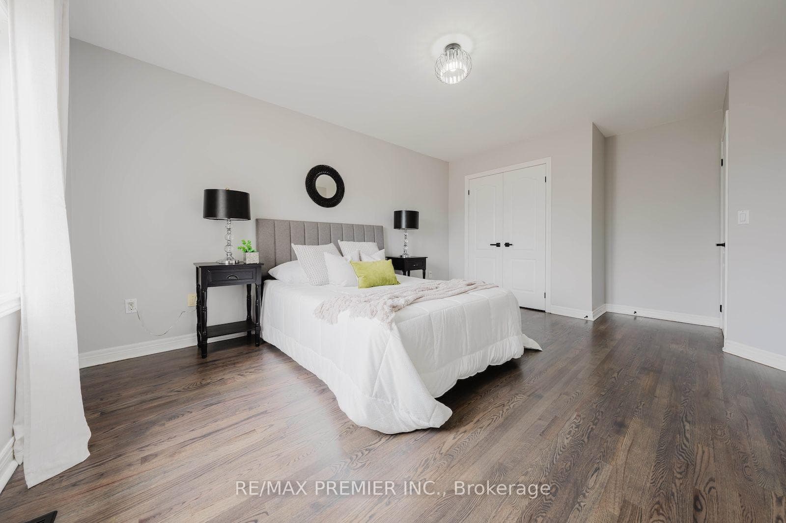 16 St Michele Place Unit Upper photo 32