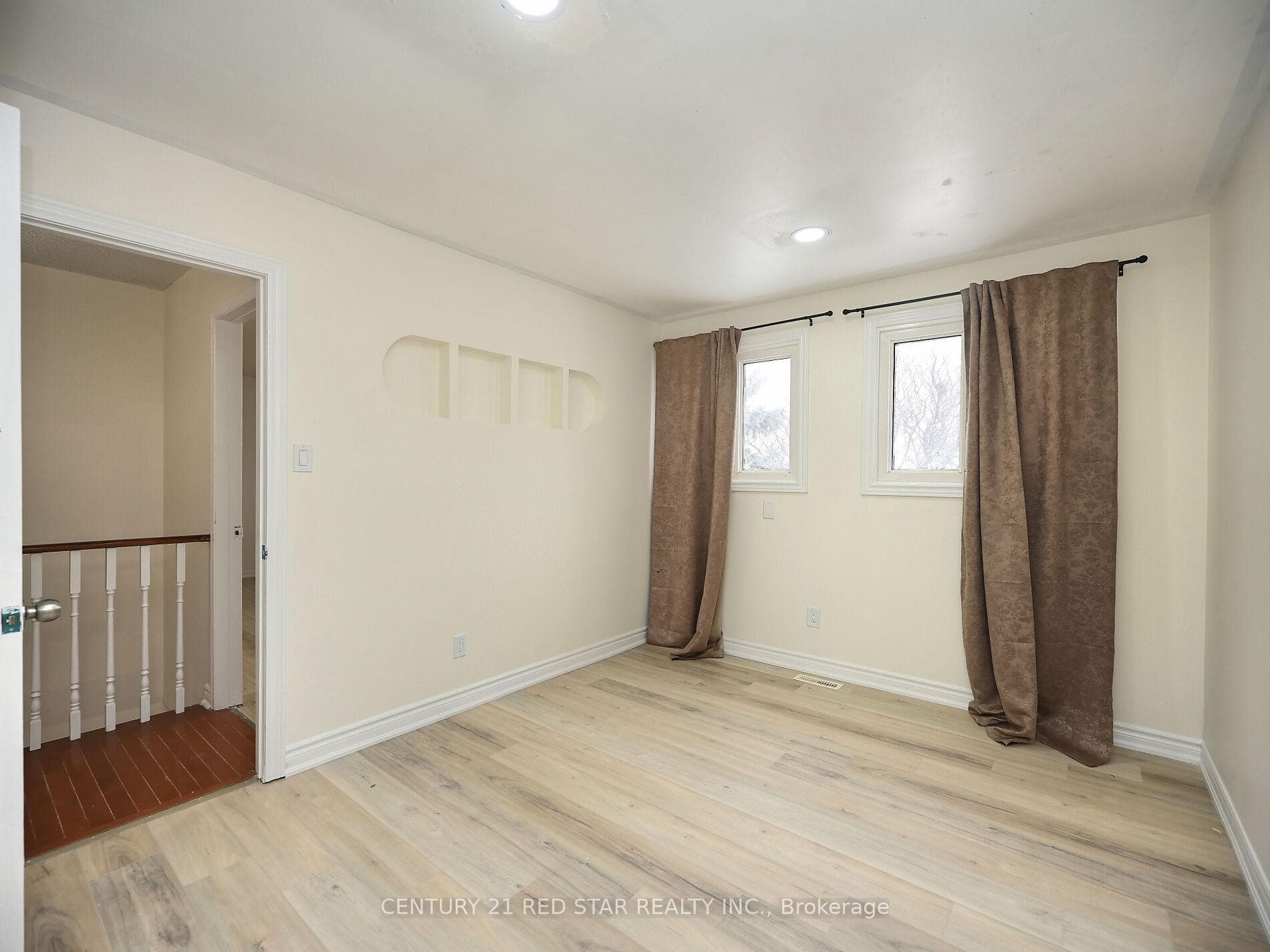 68 La France Road photo 28