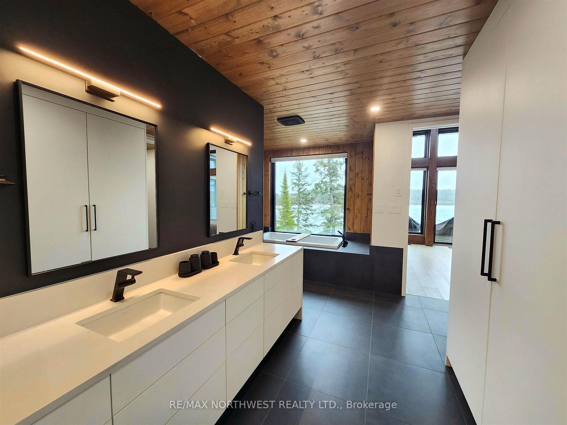122 Sedesky Road photo 20