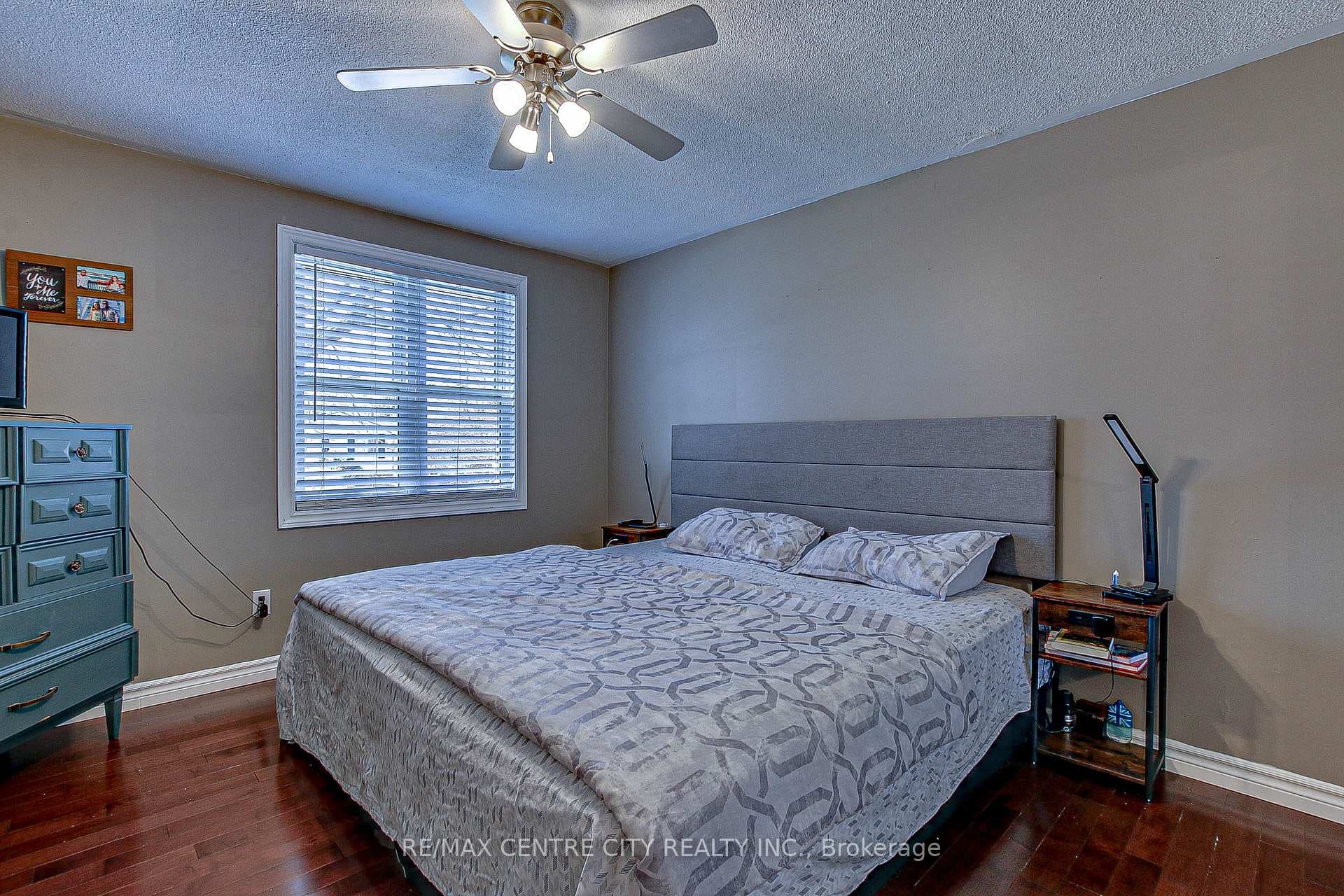 20 LUTON Crescent photo 27