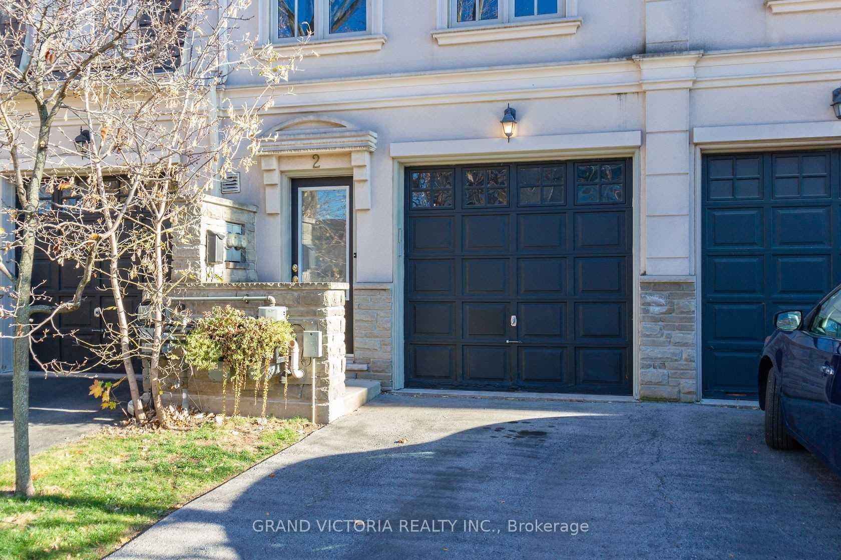 103 Brant Street Unit 2 photo 2