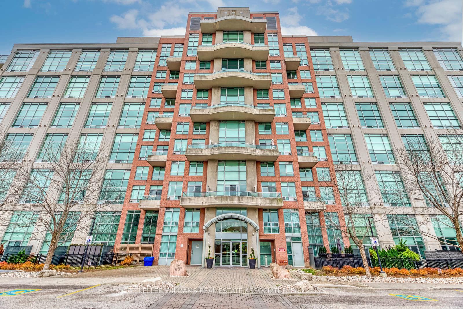 200 Manitoba Street Unit 629 photo 40