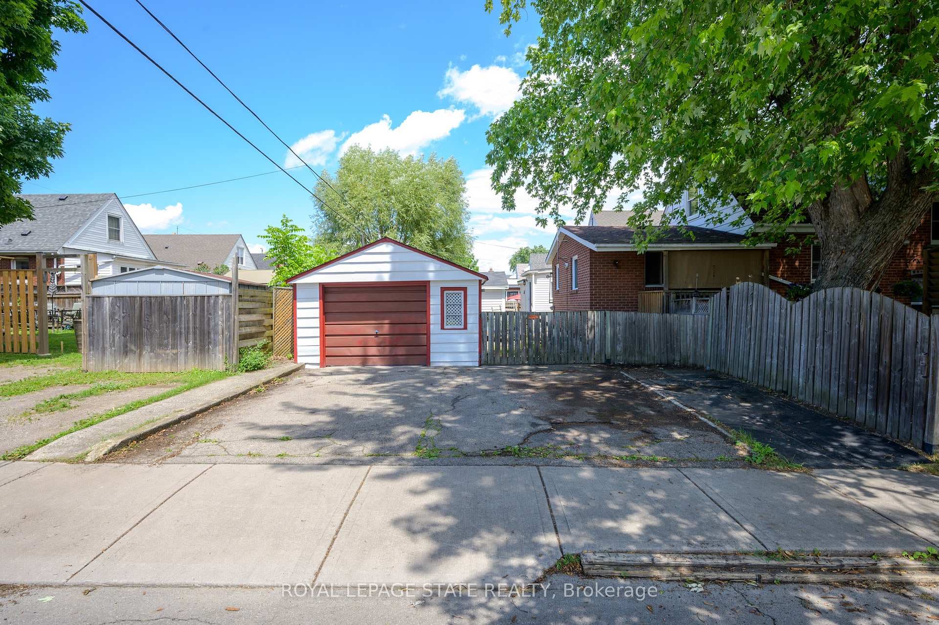 190 Crosthwaite Avenue photo 29