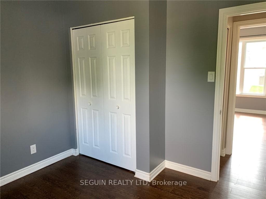 344 CHAMPLAIN Street photo 19