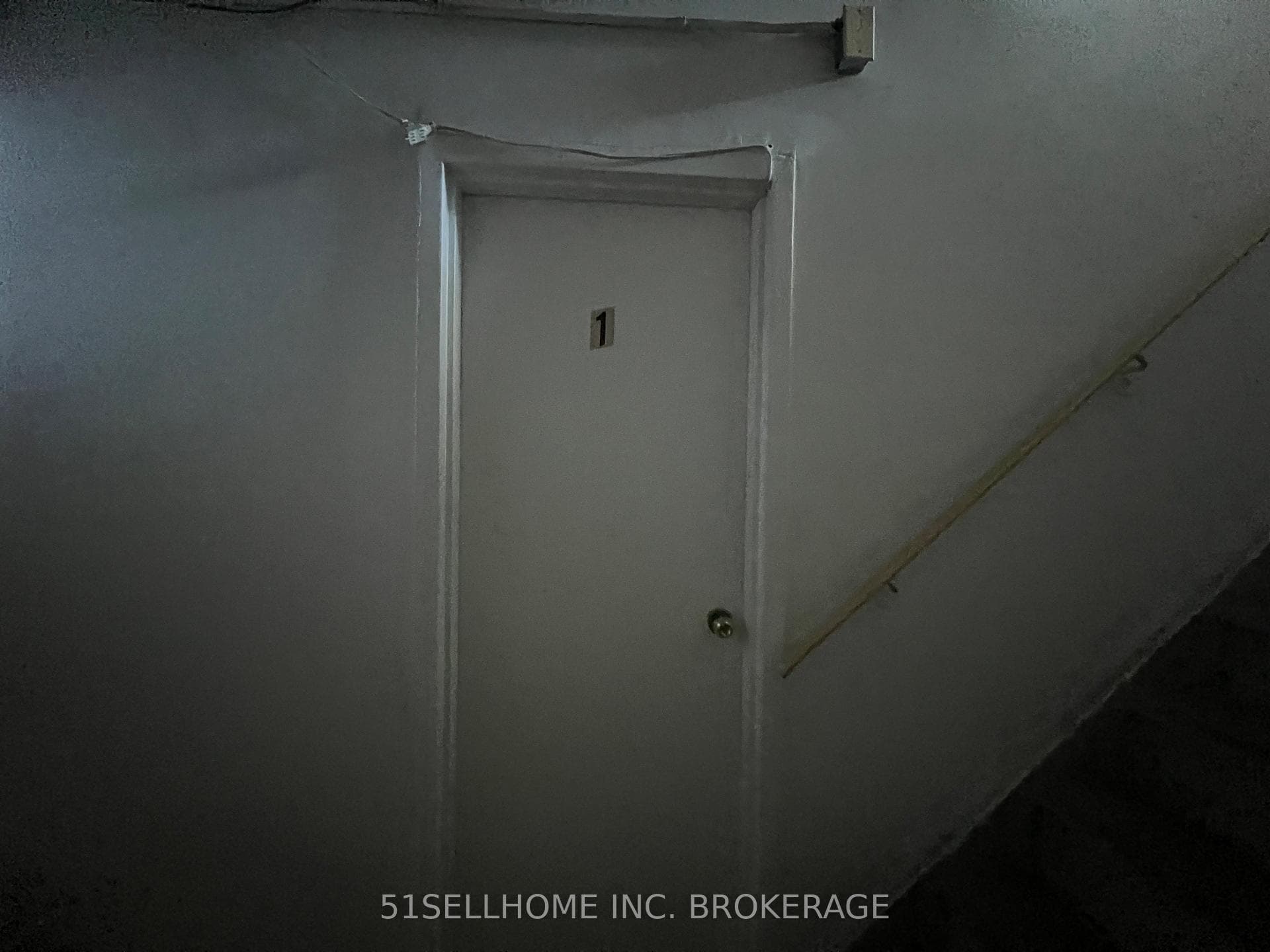 2310 Lakeshore Boulevard photo 8