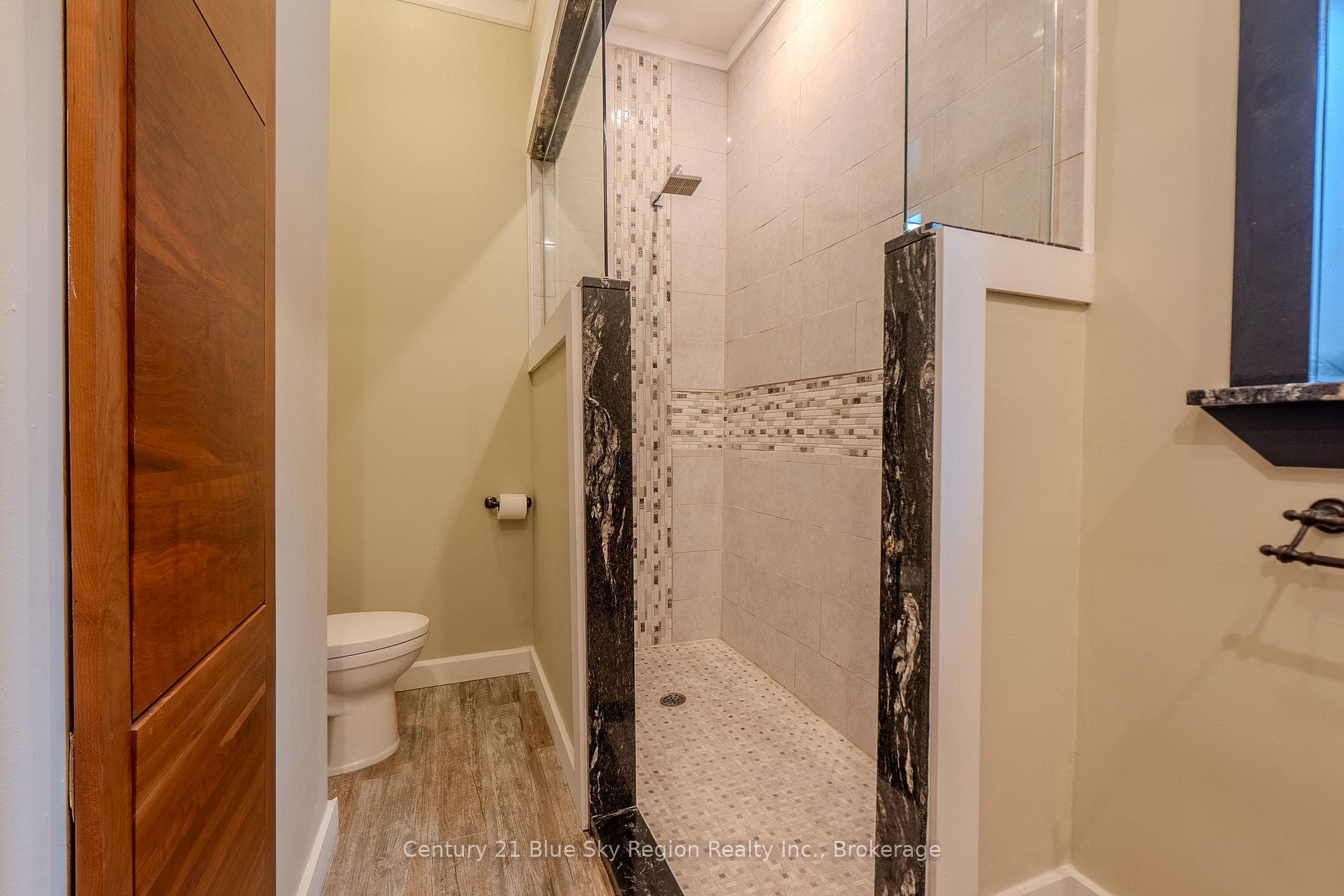 79 Hillcrest Road photo 29