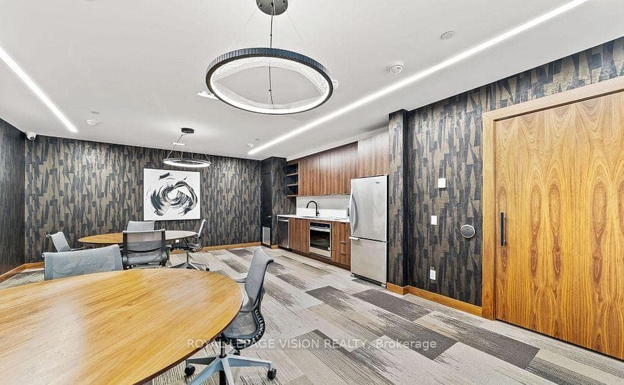 2 Sonic Way Unit 2507 photo 10