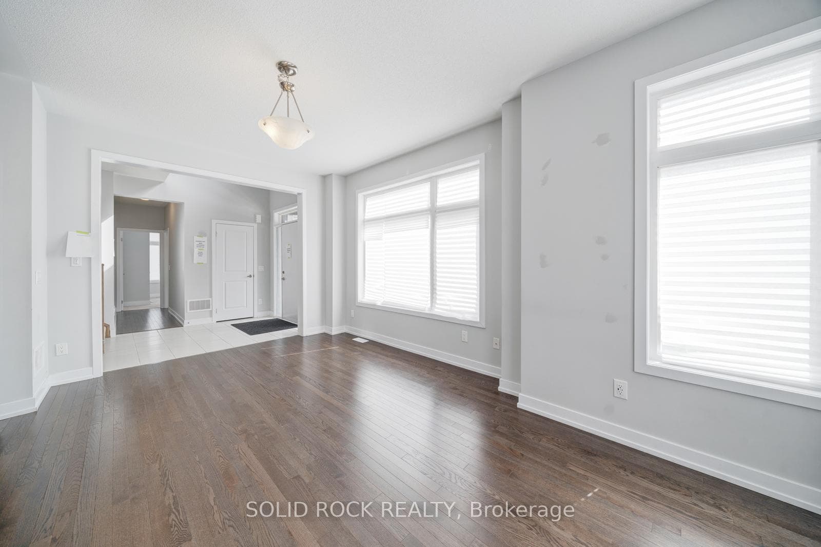 1076 Thompson Drive photo 10