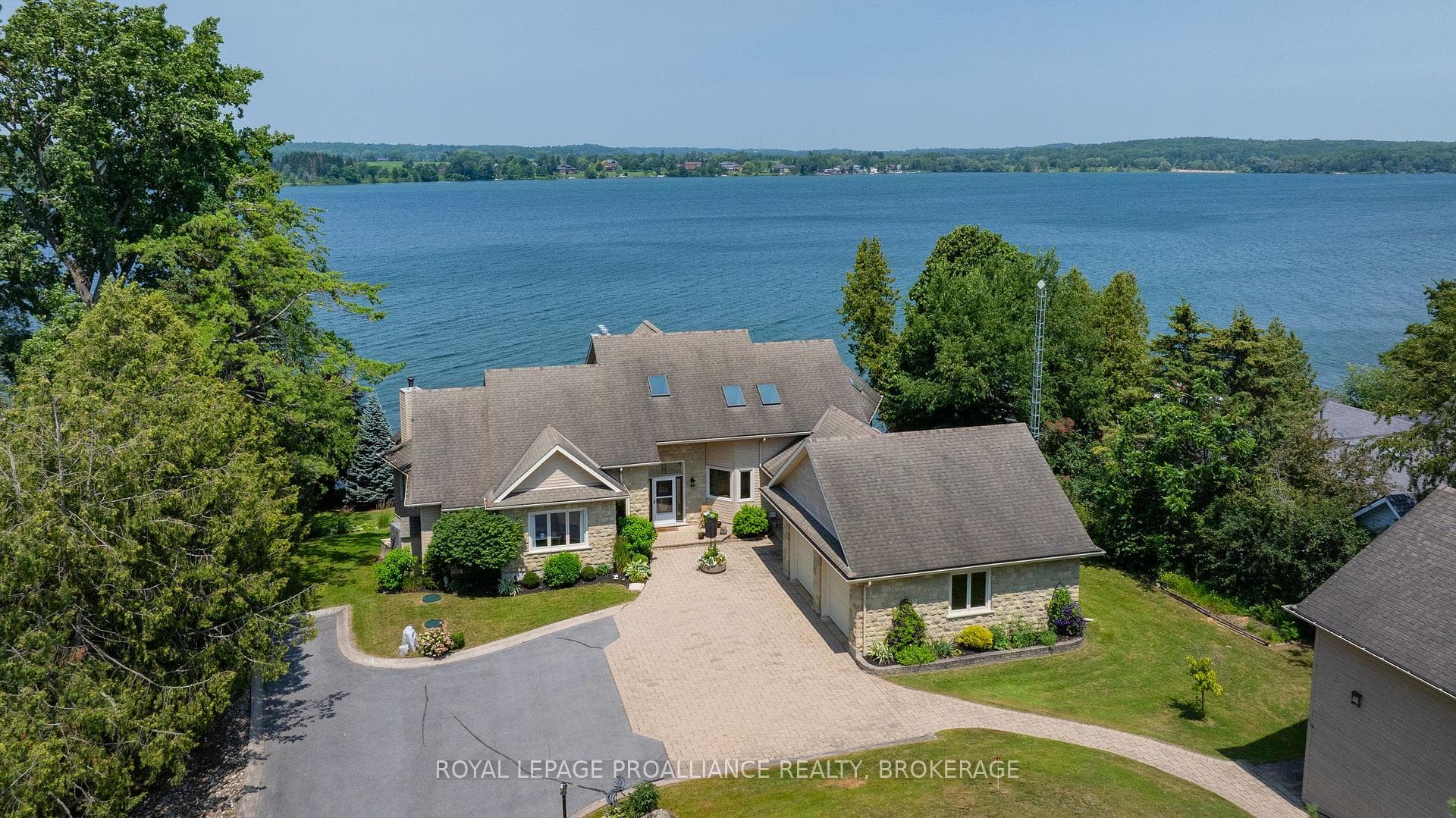 31 Leavis Shores N/A photo 4
