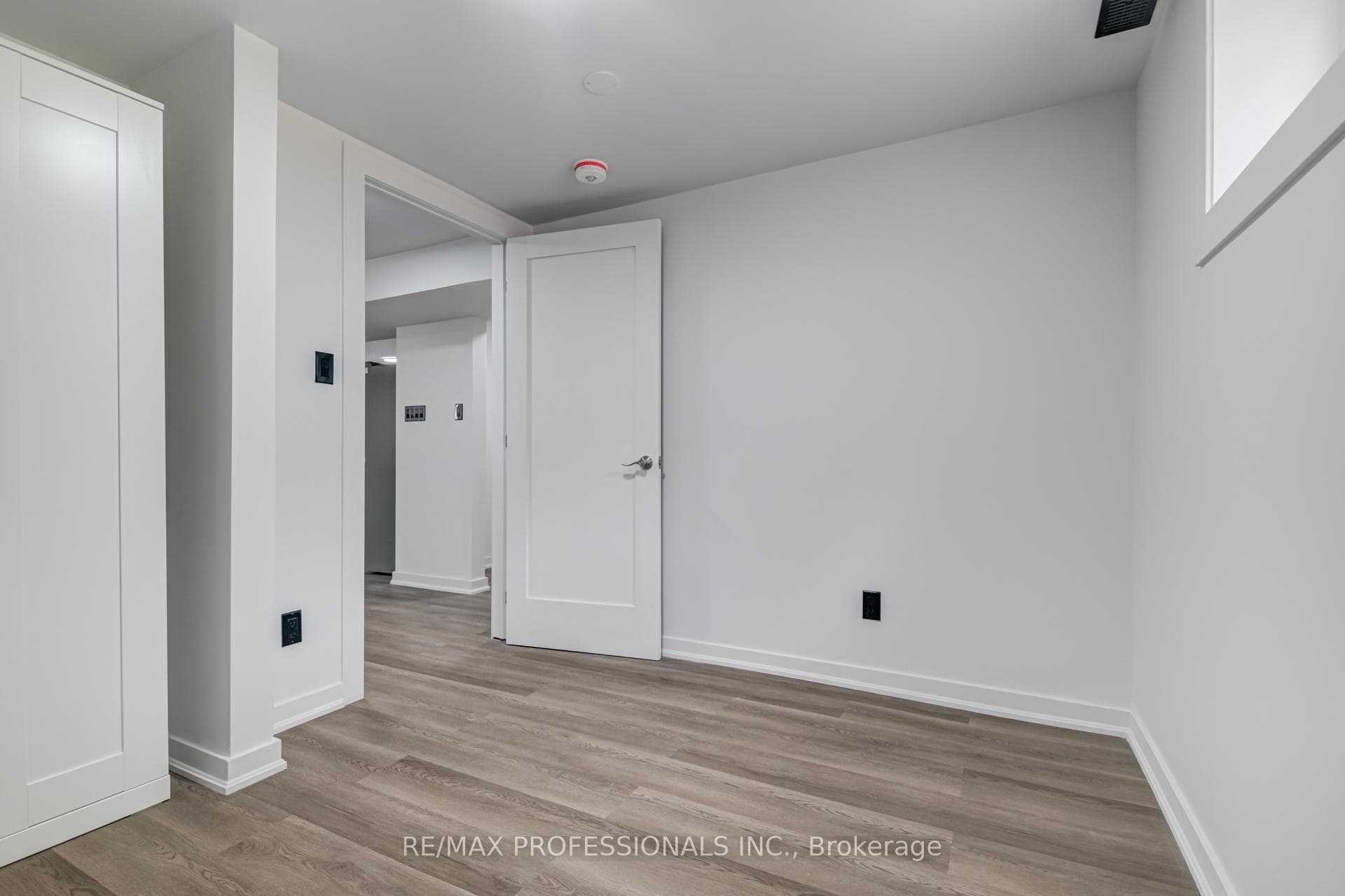 23 Appledale Road Unit Lower photo 24