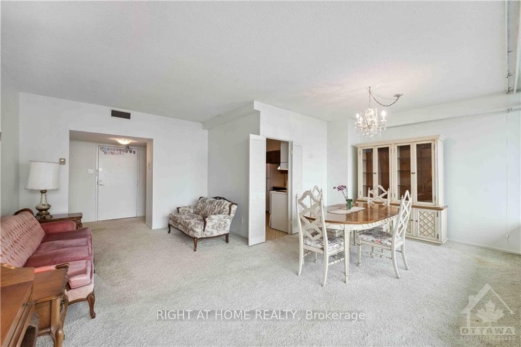 370 DOMINION Avenue Unit PH8 photo 5