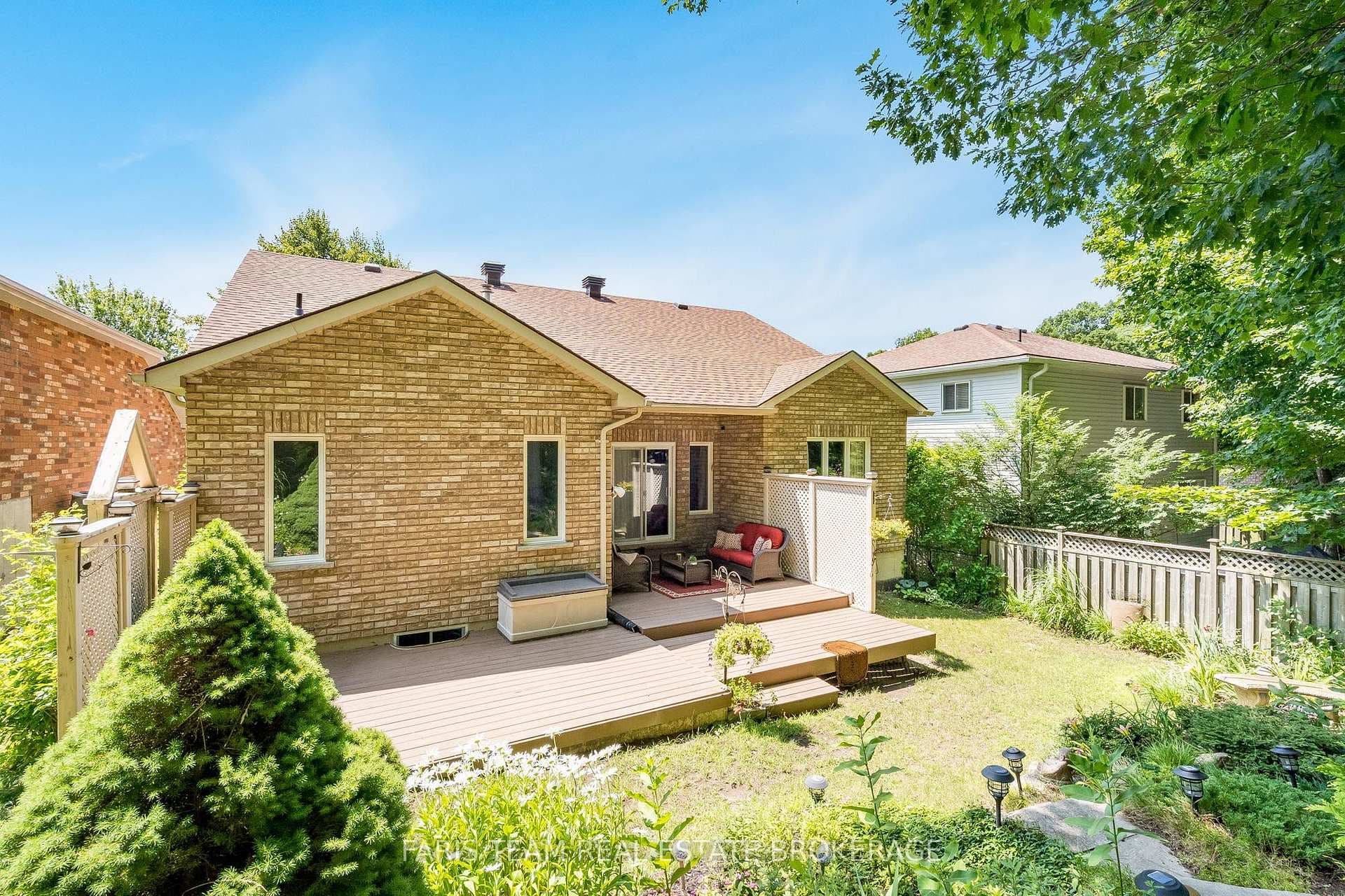 123 Wawinet Street photo 31