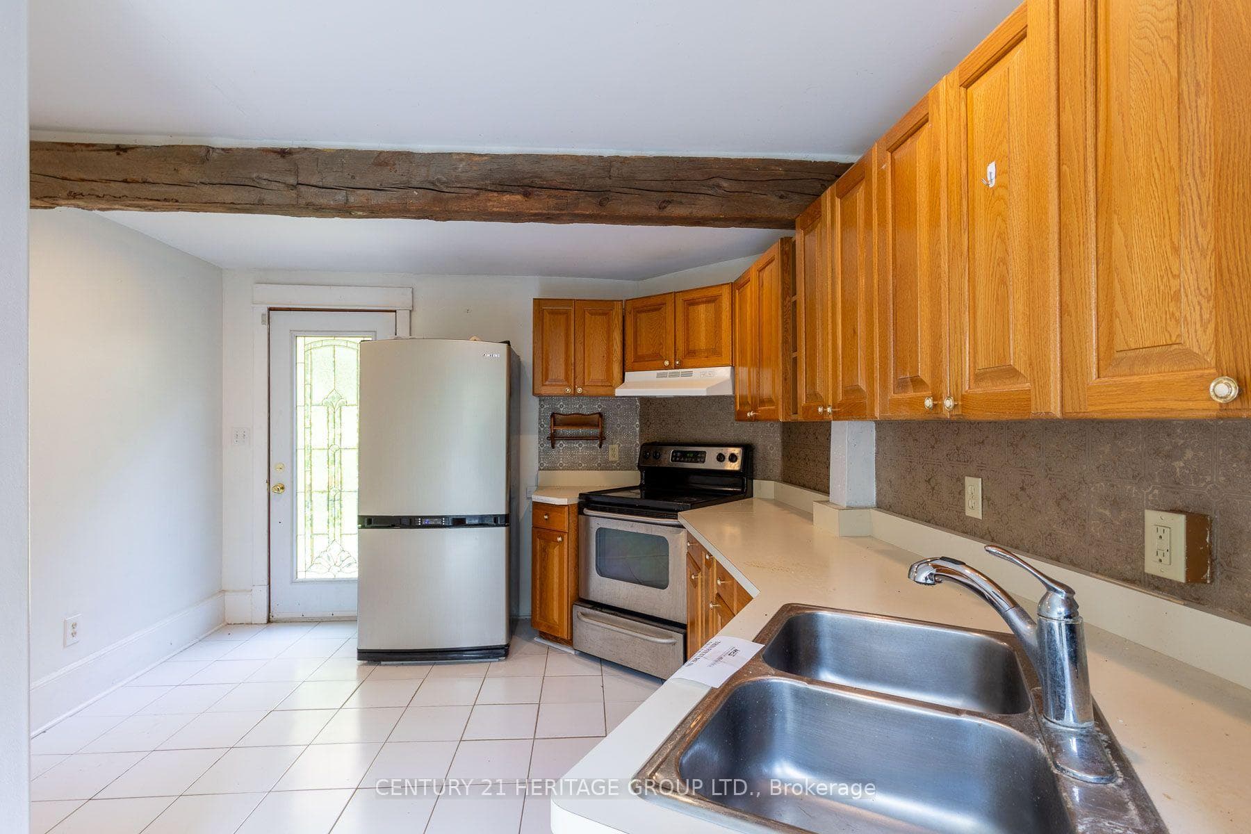 32 Rousseaux Street photo 15
