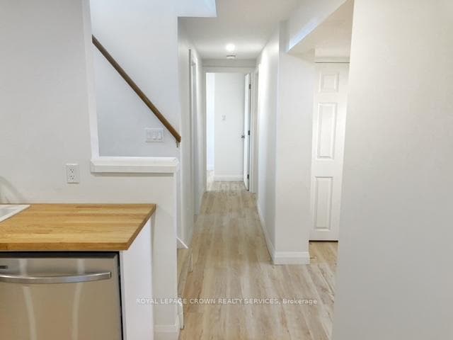 31 Clearview Drive photo 3