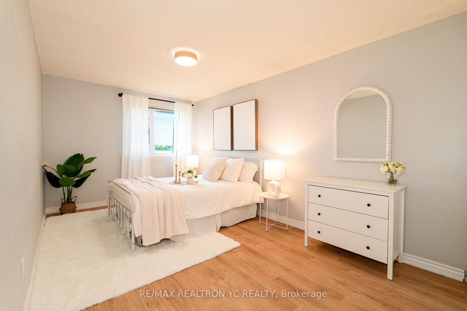 4005 Don Mills Road Unit 312 photo 16