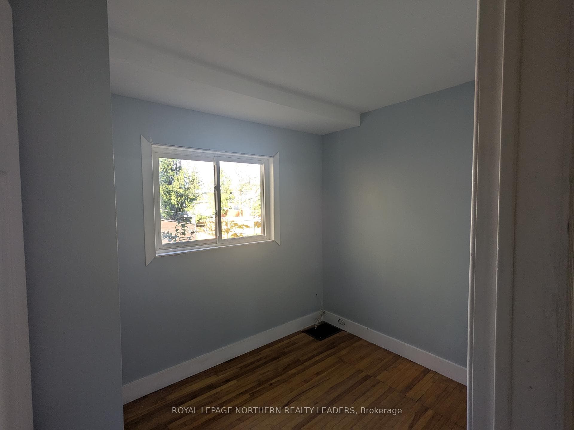 62 Powell Avenue photo 7