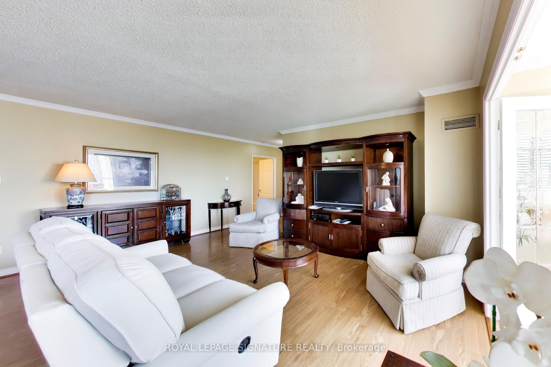 1 Clark Avenue Unit 1802 photo 4