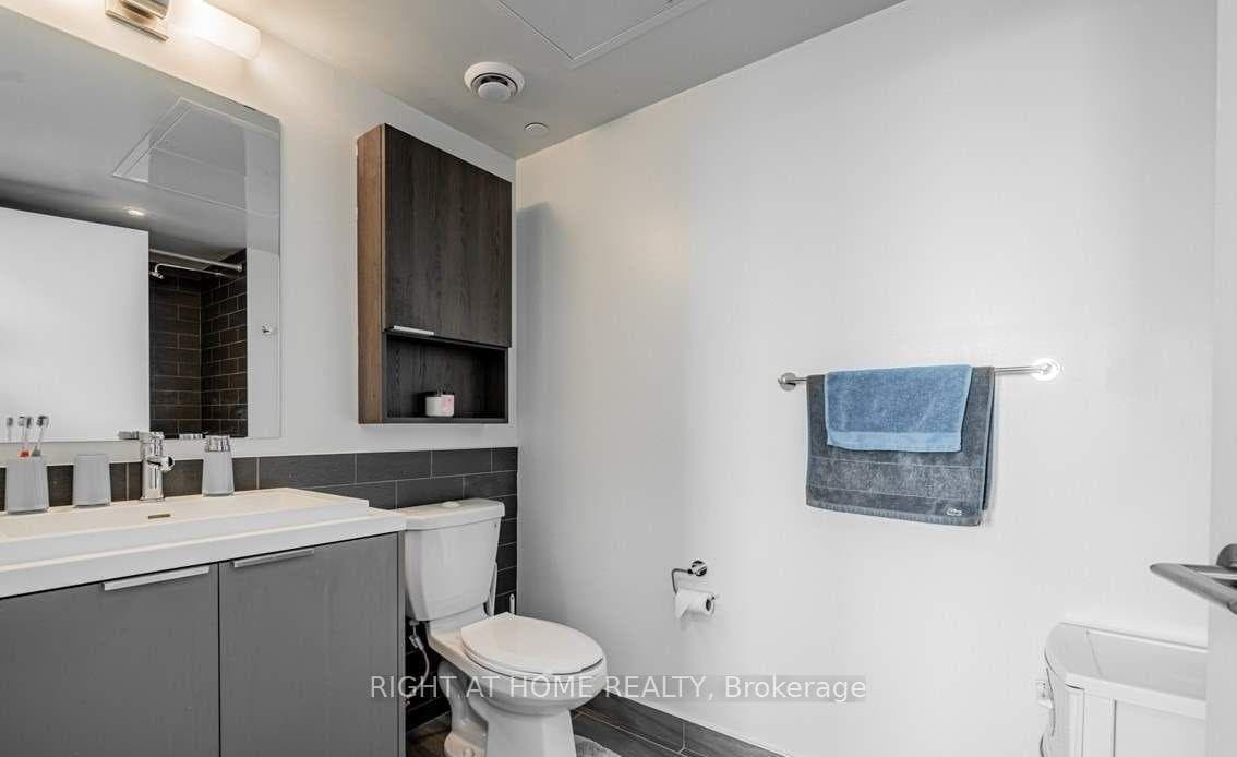 6 Sonic Way Unit 1604 photo 6