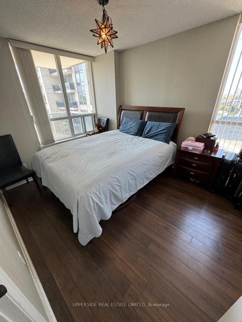 50 Disera Drive Unit 414 photo 6