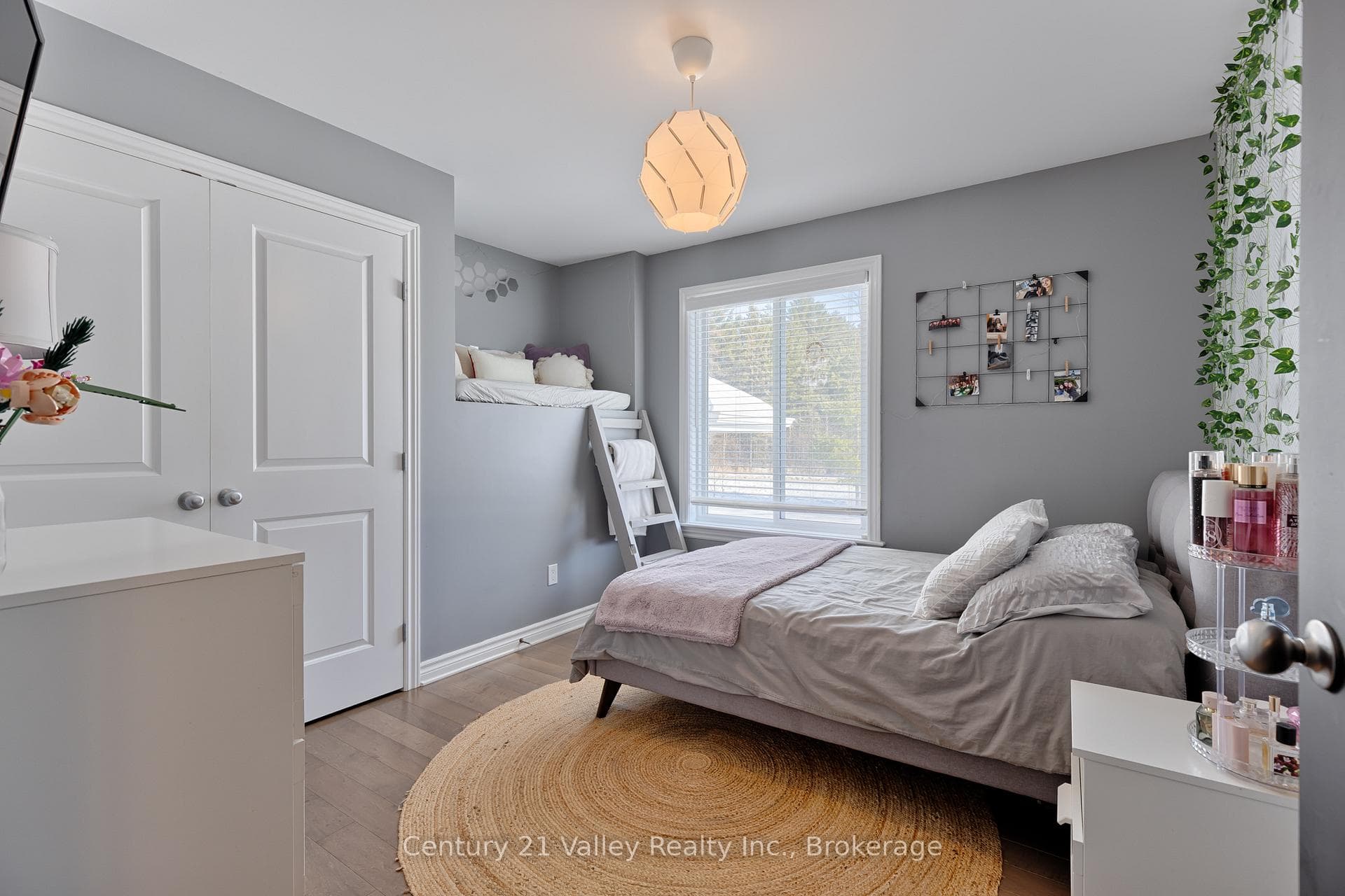 543 Anderson Road photo 36