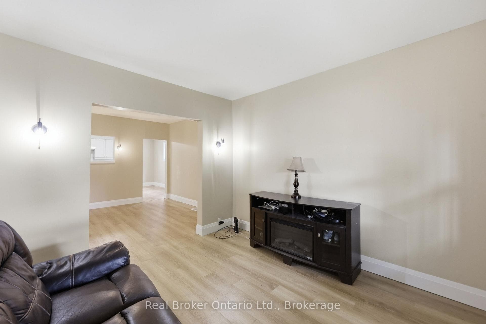 56 Harmony Avenue photo 13