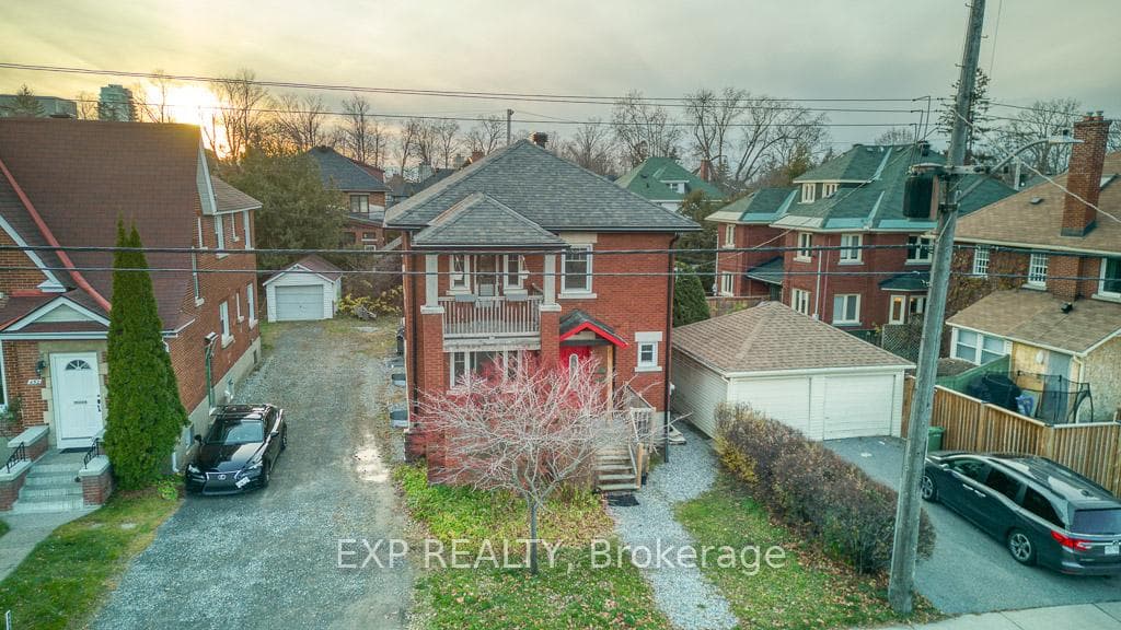 448 Holland Avenue photo 18