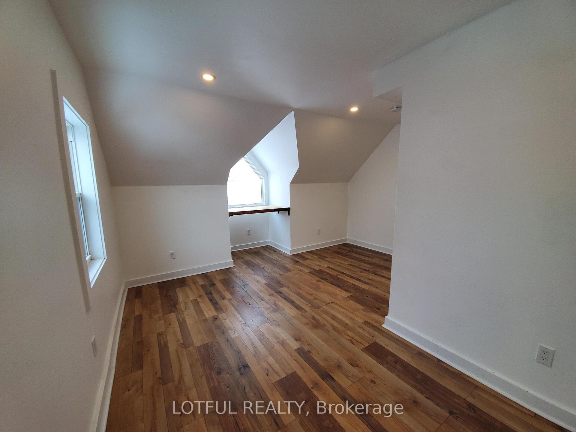 336 JOFFRE-BELANGER Way Unit A photo 7