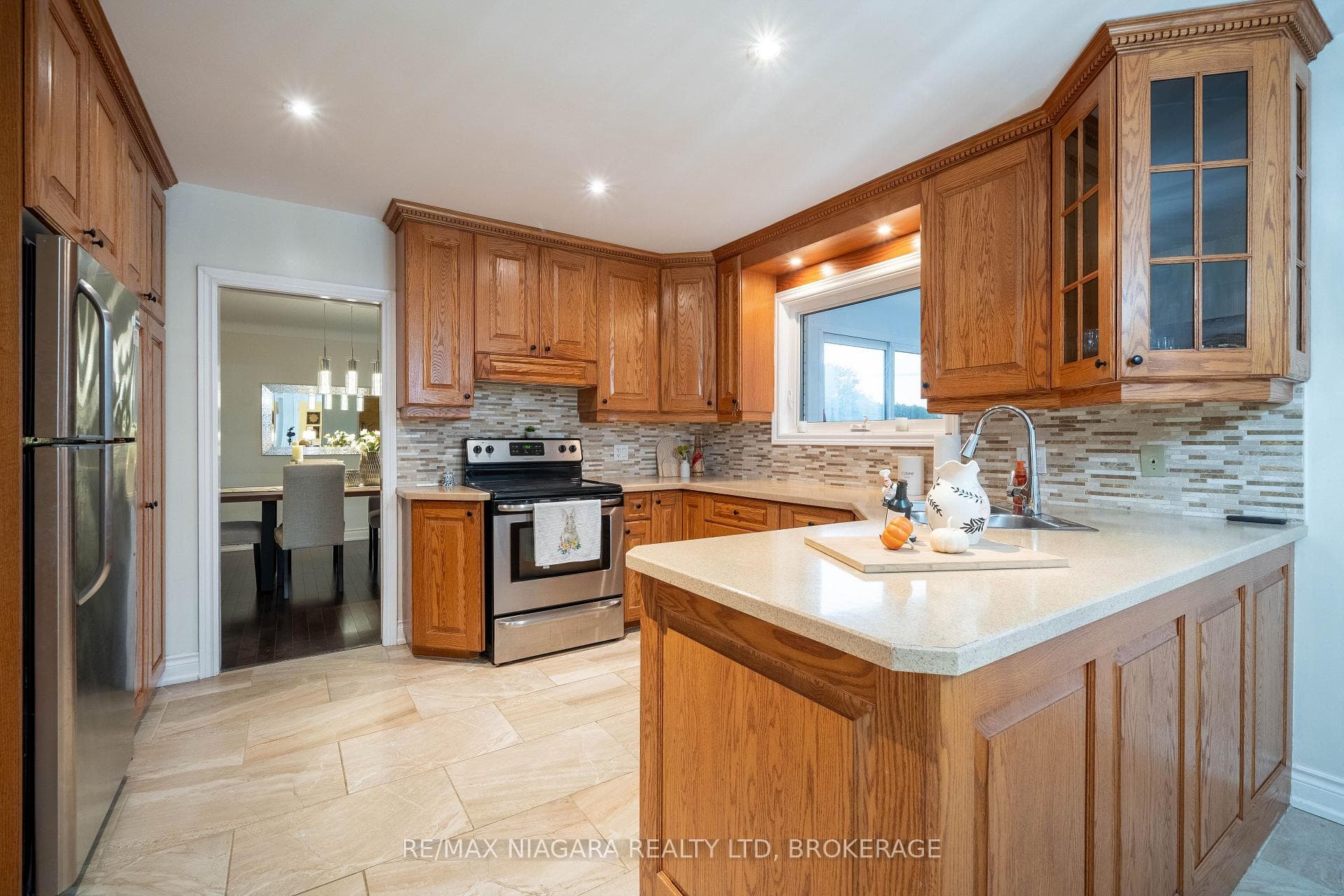 49 Royal York Road photo 19