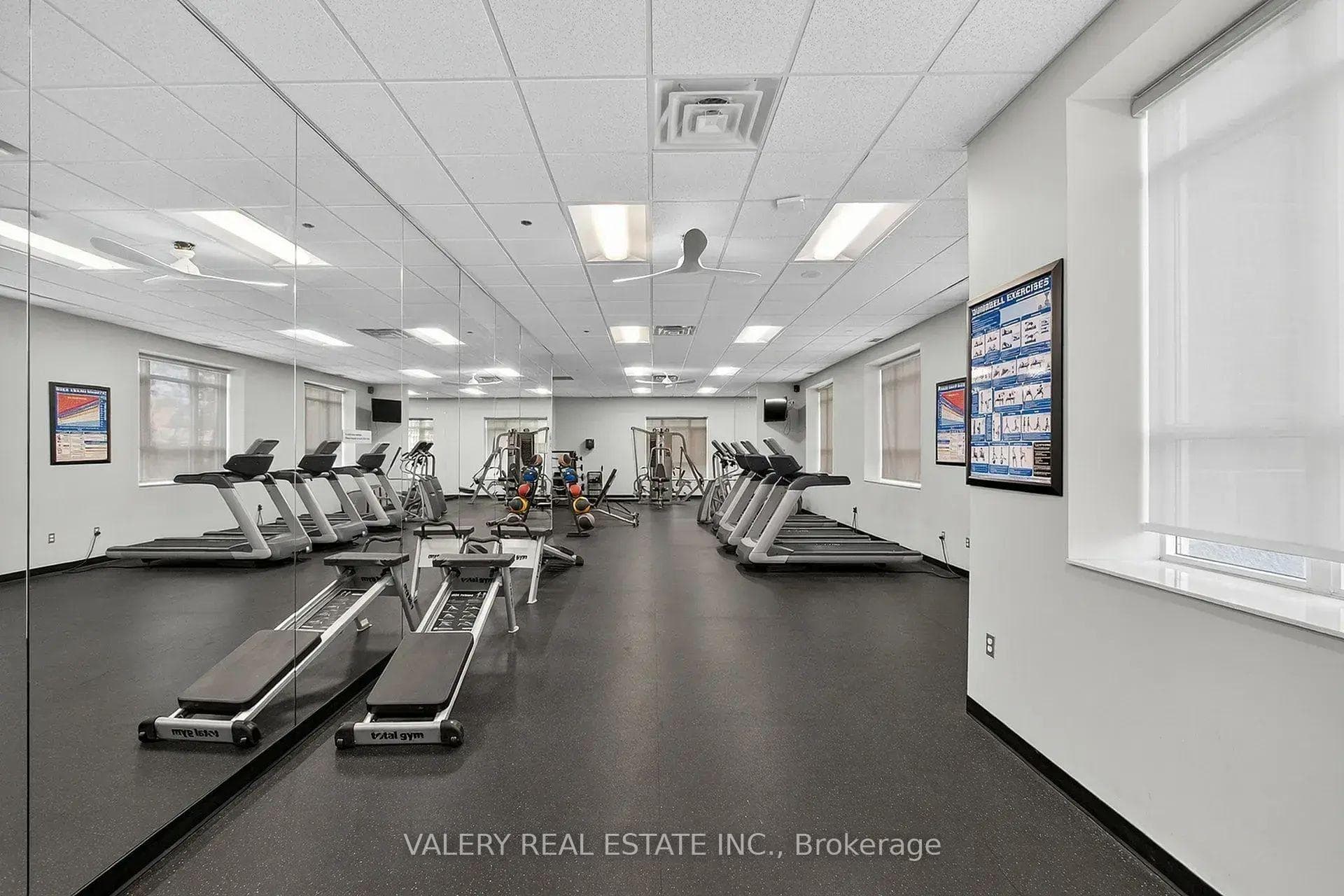 254 Phillip Street Unit 504 photo 15