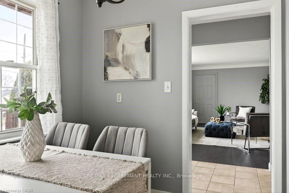 76 MARGARET Avenue photo 6