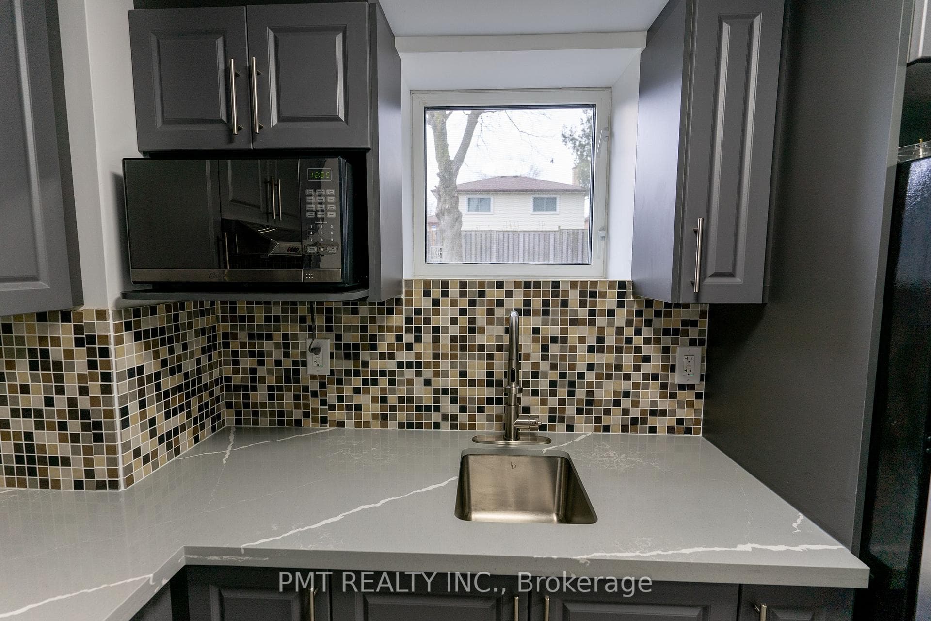 928 Central Park Boulevard Unit Lower photo 7