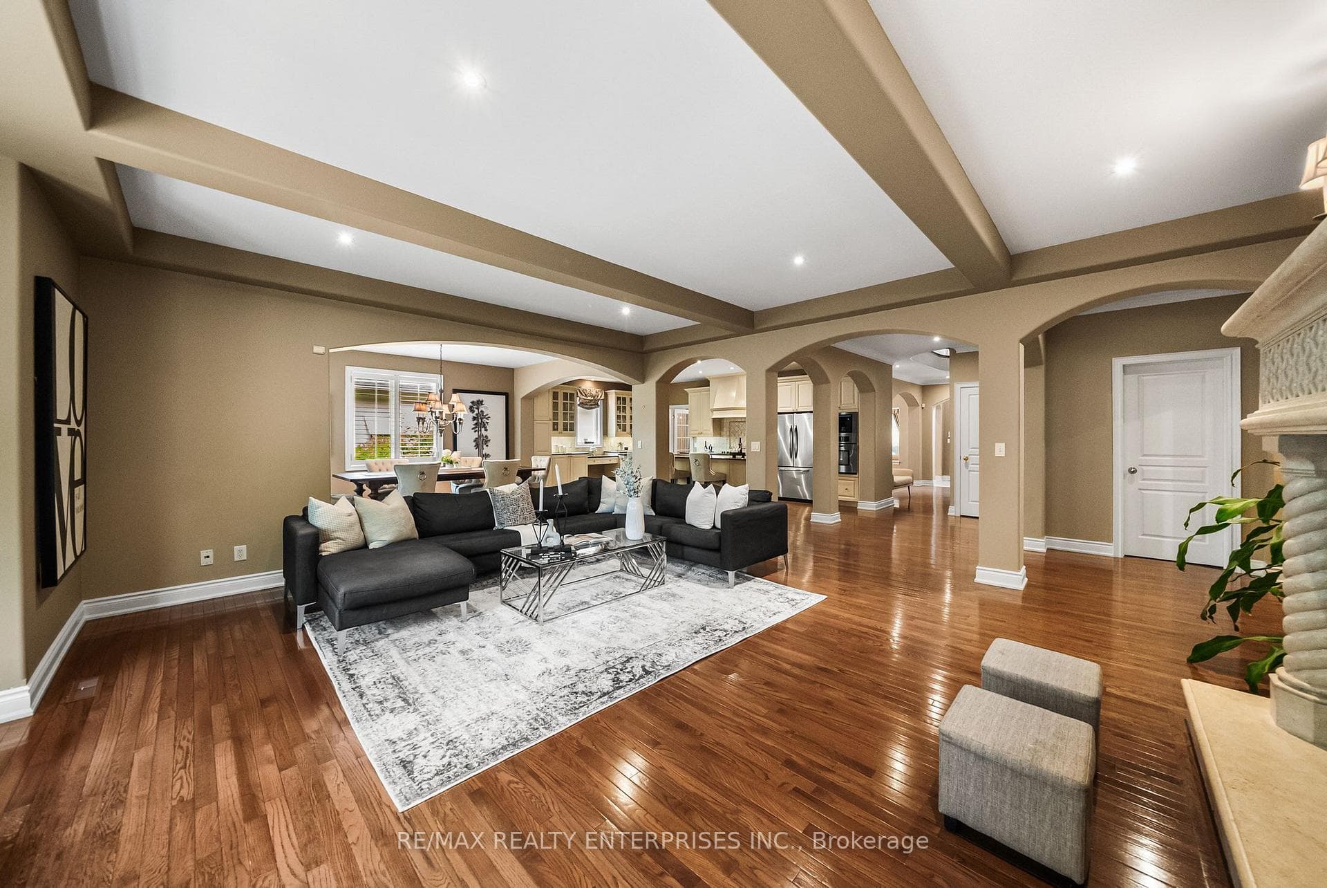 535 Canyon Street photo 26