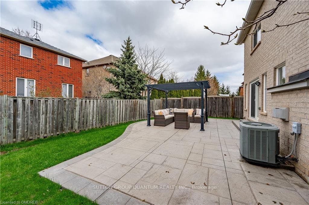 2485 Whitehorn Drive photo 39