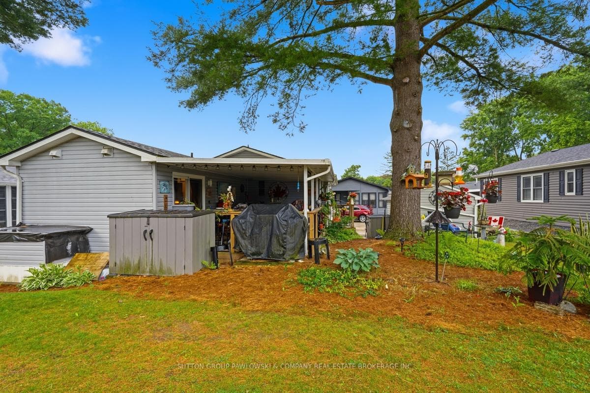 22790 Amiens Road Unit 116 photo 31