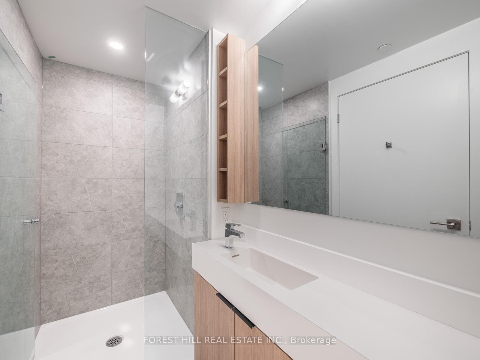 82 Dalhousie Street Unit 3603 photo 24
