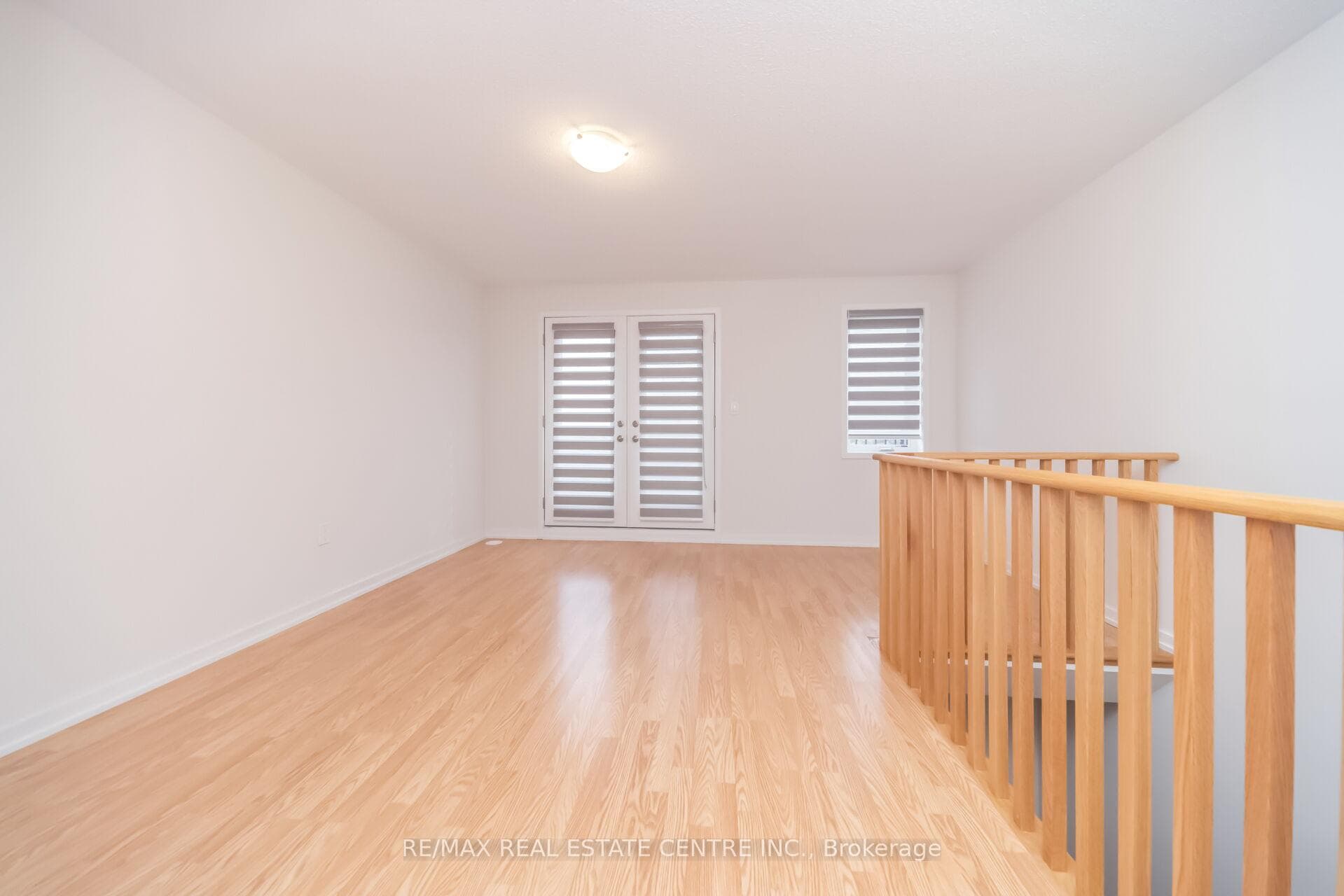 30 Lambert Lane photo 33