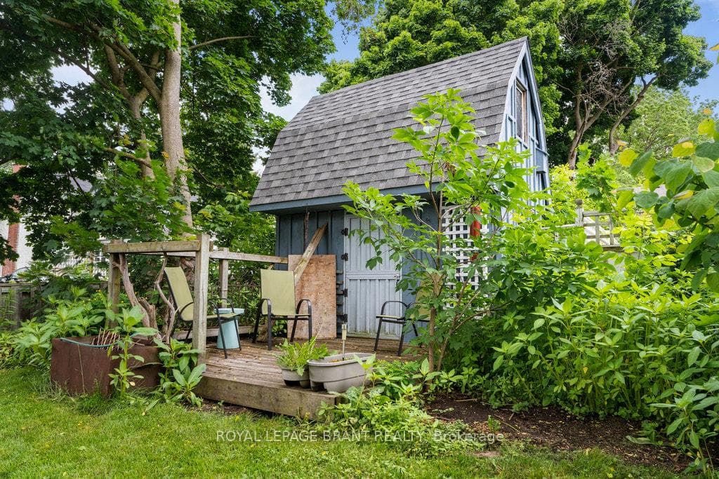 15 Banfield Street photo 25