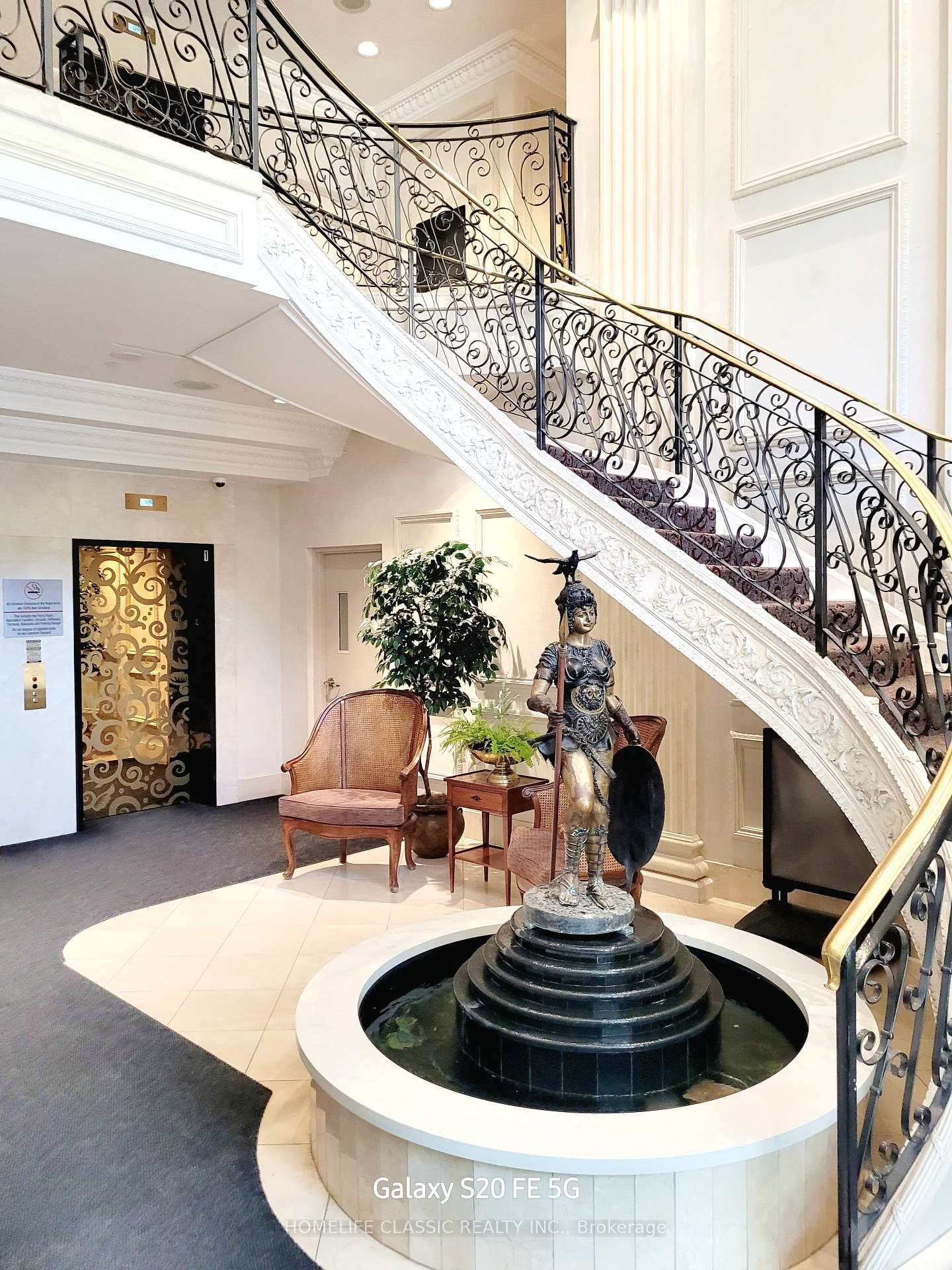 Welcome to 5418 Yonge Street, # 616
