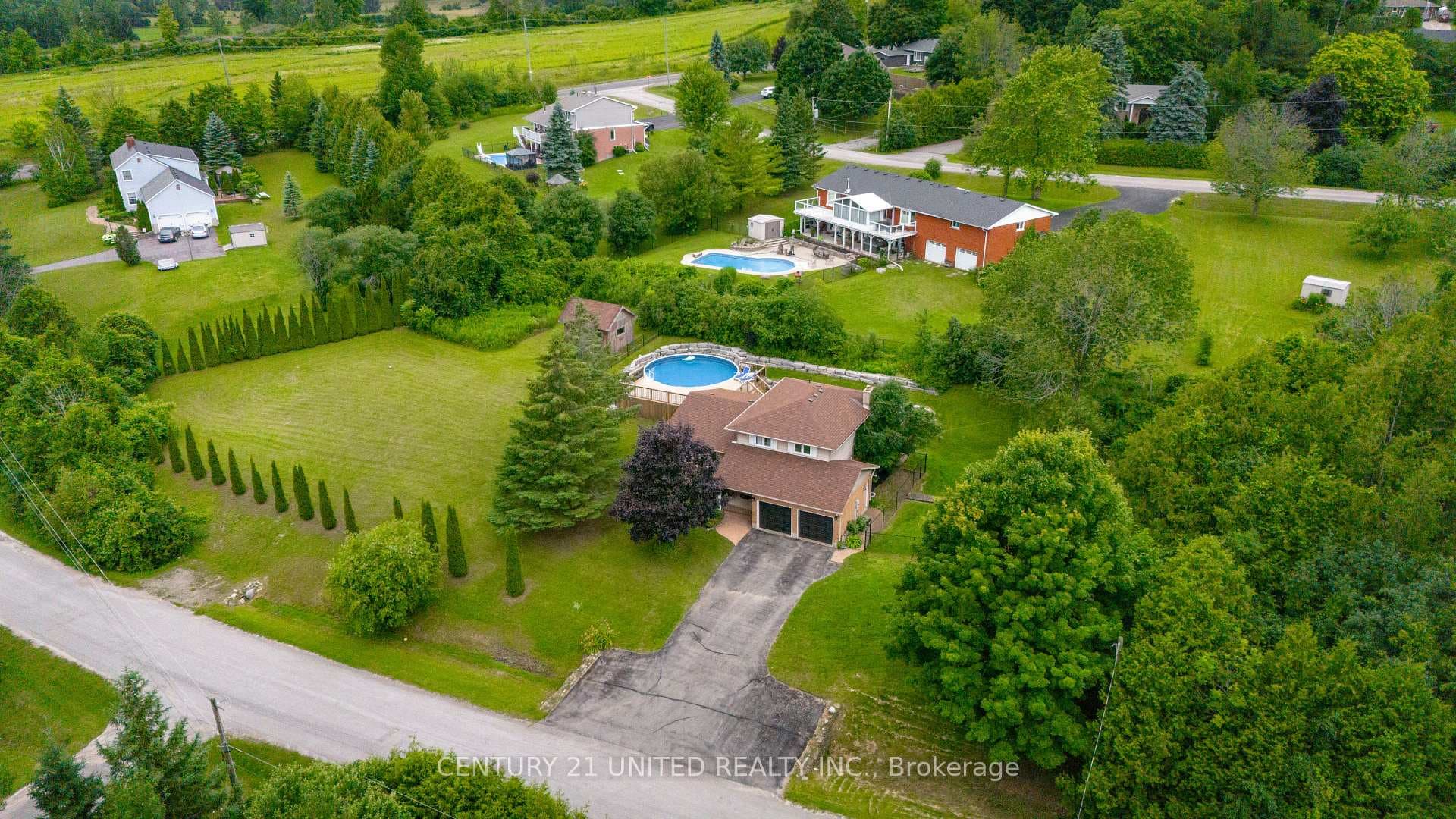 476 Franklin Drive photo 1