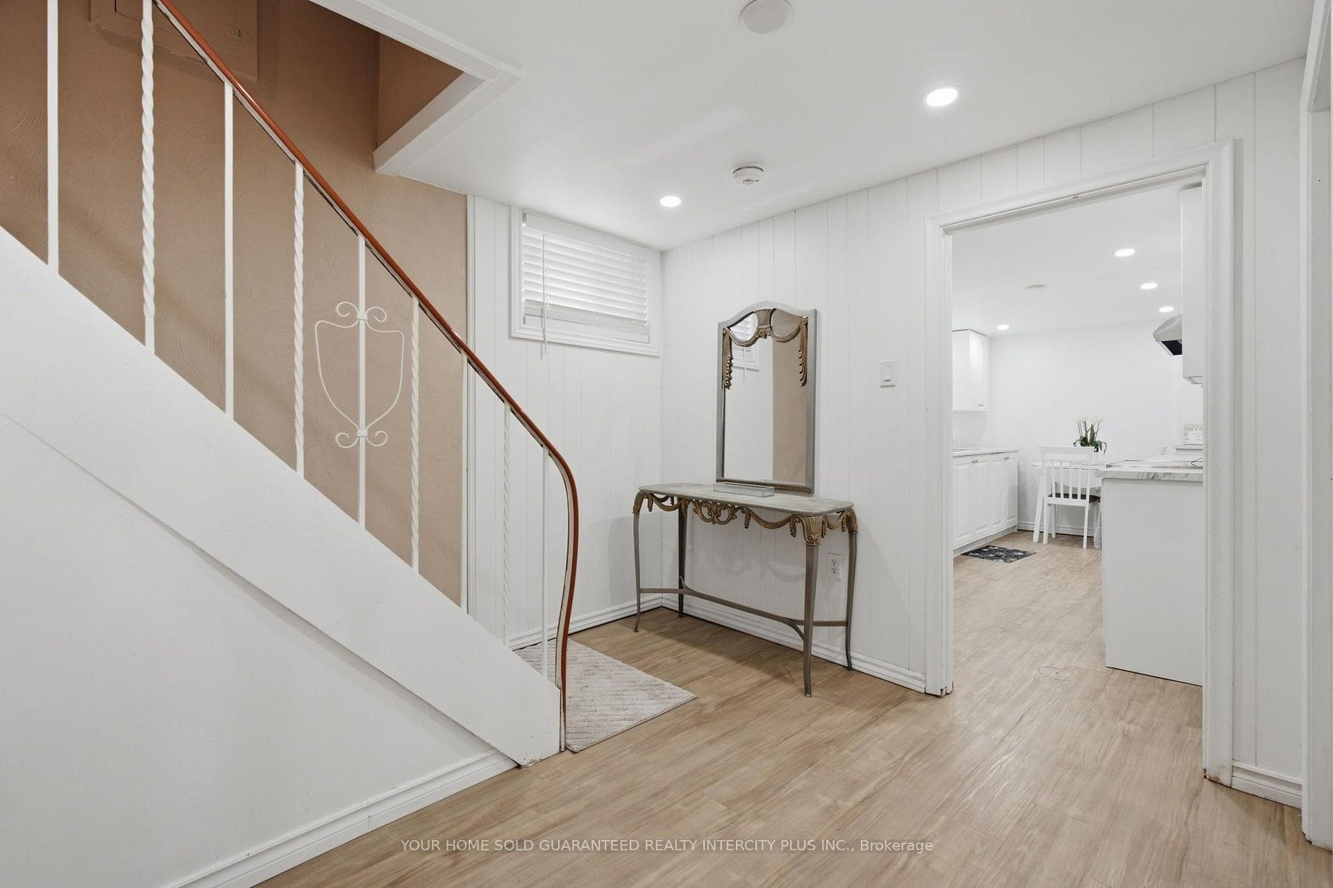 549 Rustic Road photo 25