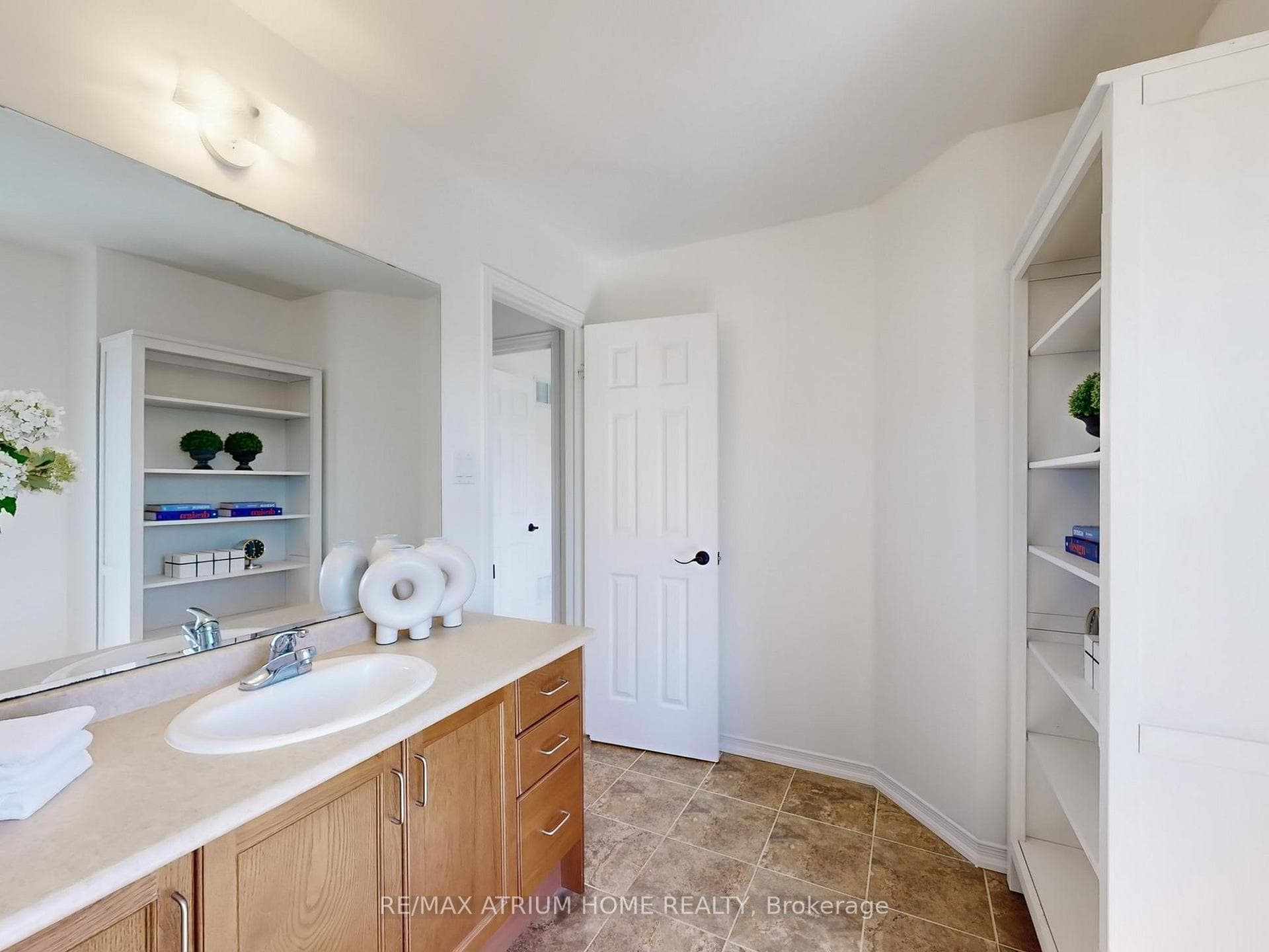 25 Willharper Gate photo 28