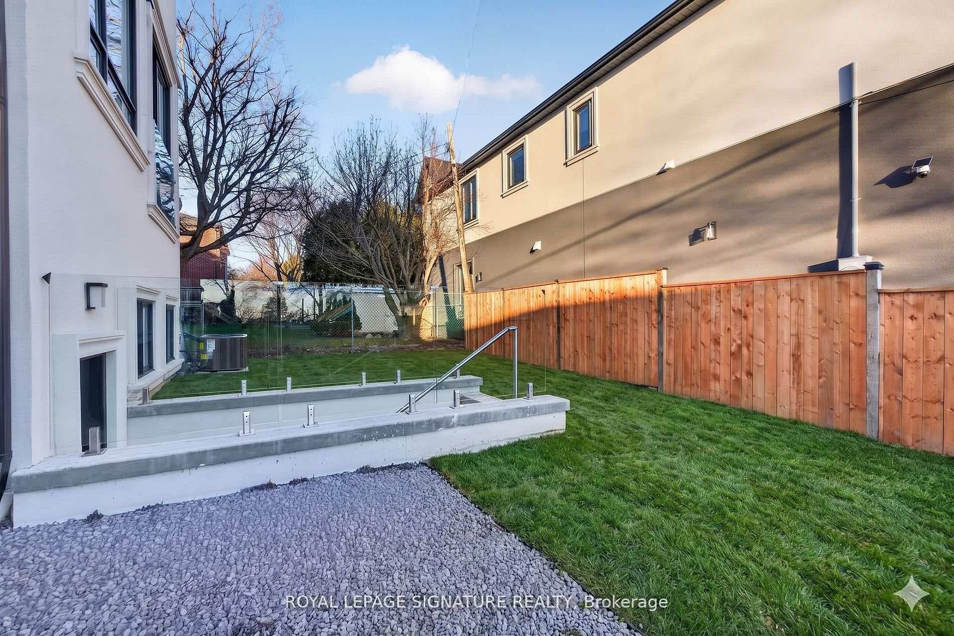 29 Butterworth Avenue photo 44