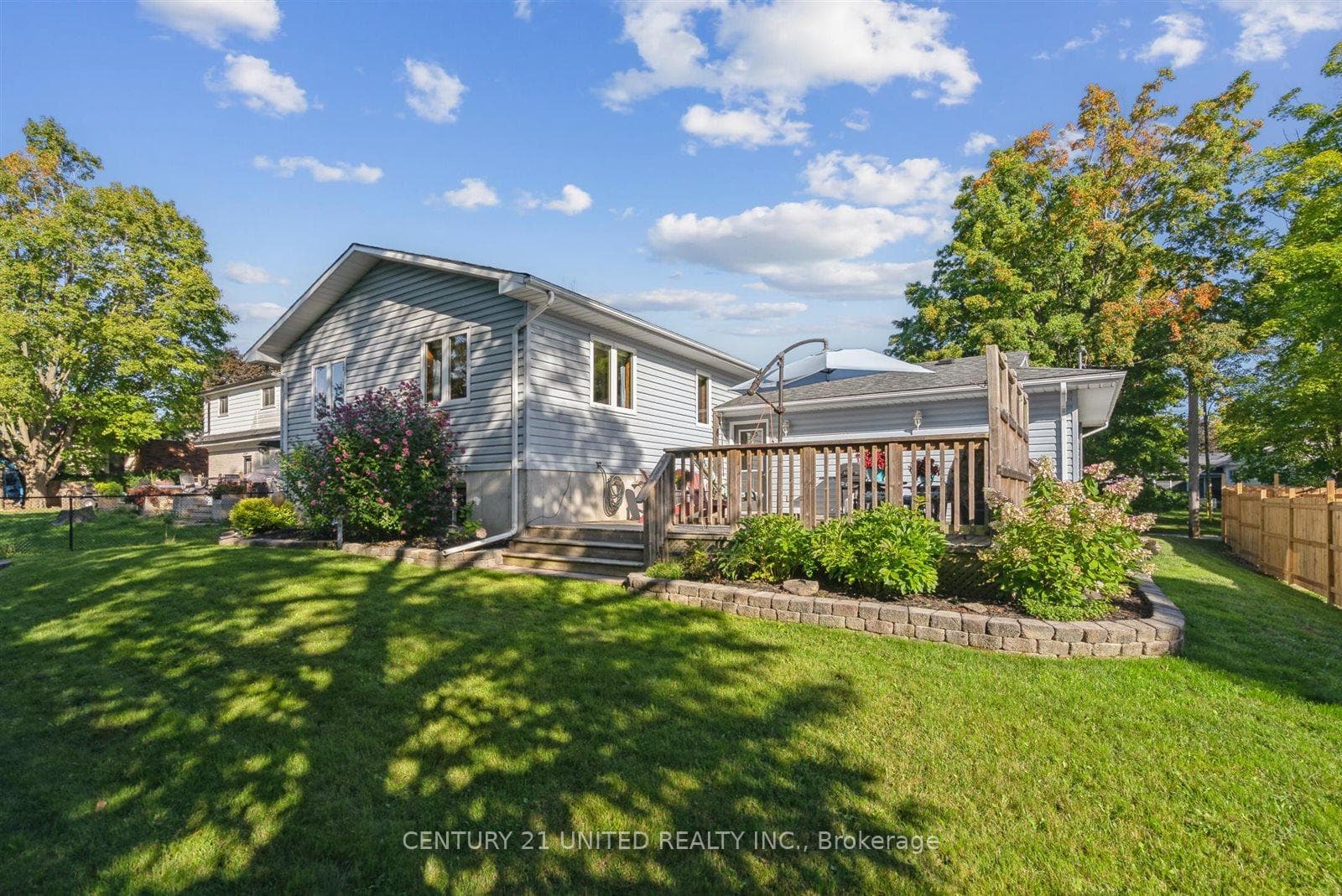 803 Crowley Crescent photo 42