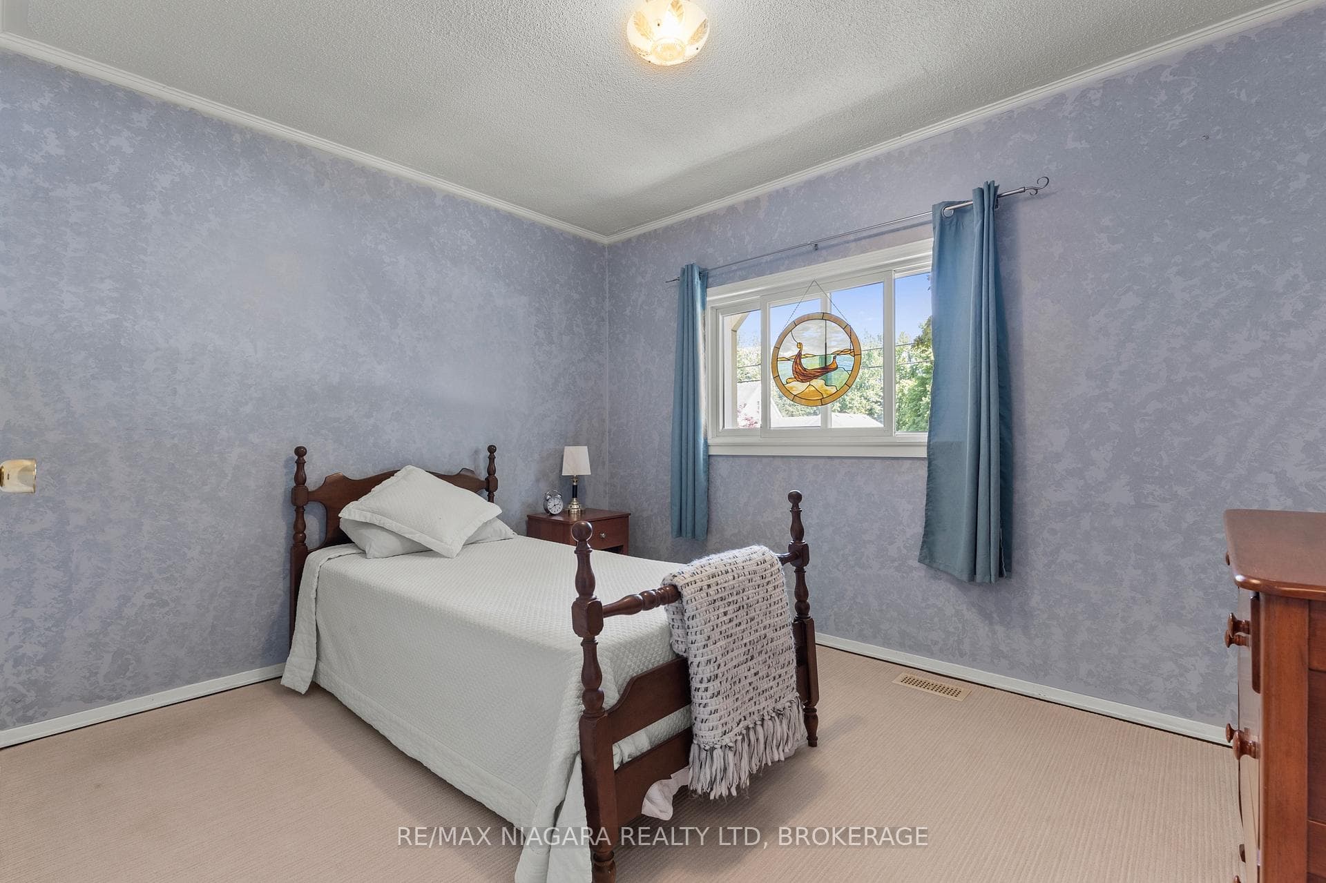 7931 Watson Street photo 17