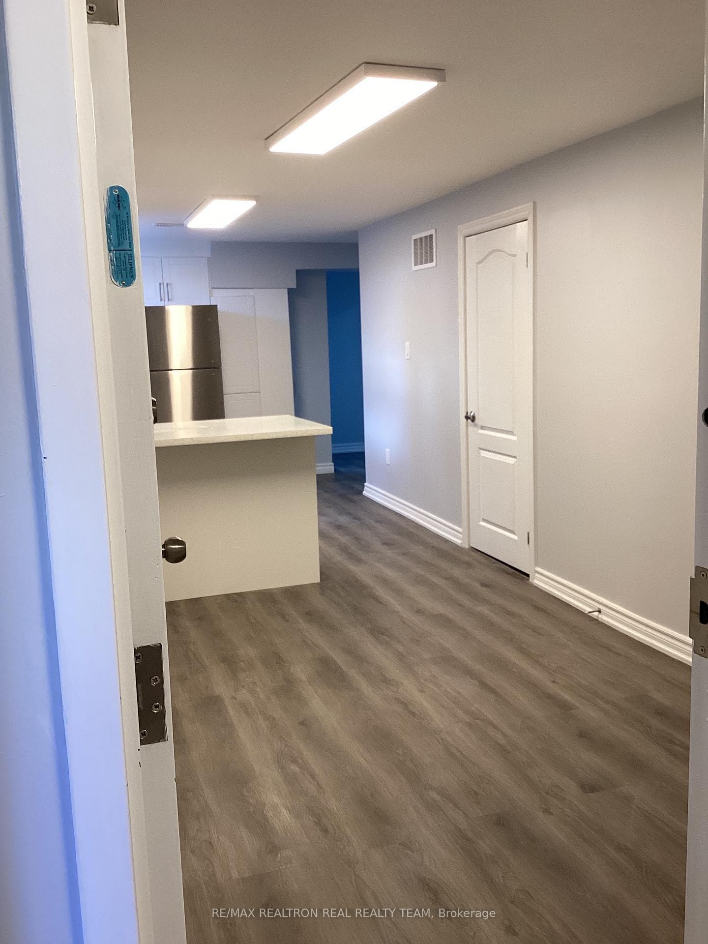2 Marcella Street Unit Bsmt photo 4