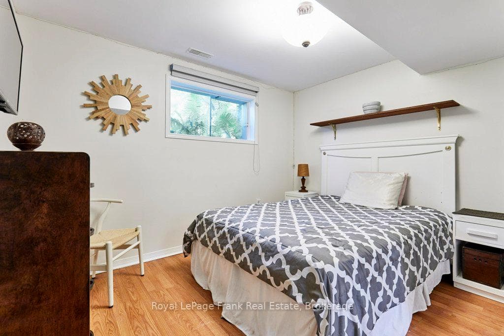 156 Acton Road photo 40