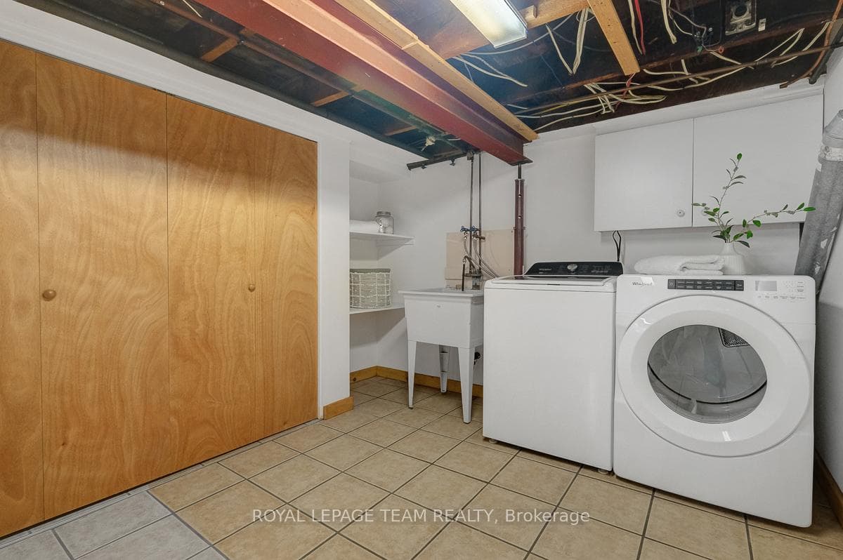 1826 Scott Street photo 32